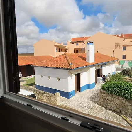 Casa Do Portao Azul - Dourada アトウギア・ダ・バレイア